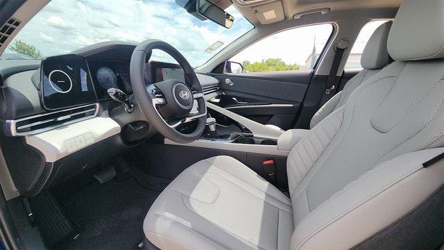 new 2025 Hyundai Elantra car, priced at $26,193