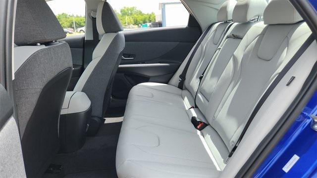 new 2025 Hyundai Elantra car, priced at $26,193