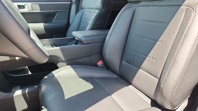 new 2025 Hyundai Santa Fe car, priced at $45,356