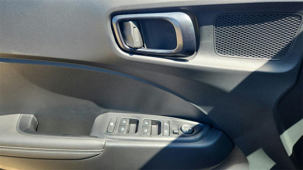 new 2025 Hyundai Venue car, priced at $24,511