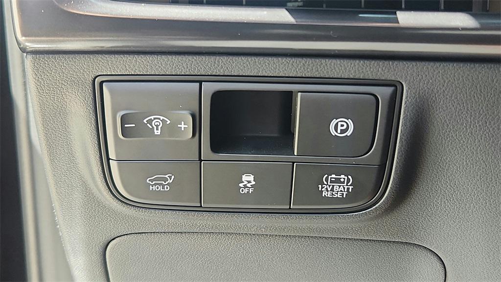 new 2025 Hyundai TUCSON Hybrid car, priced at $37,289