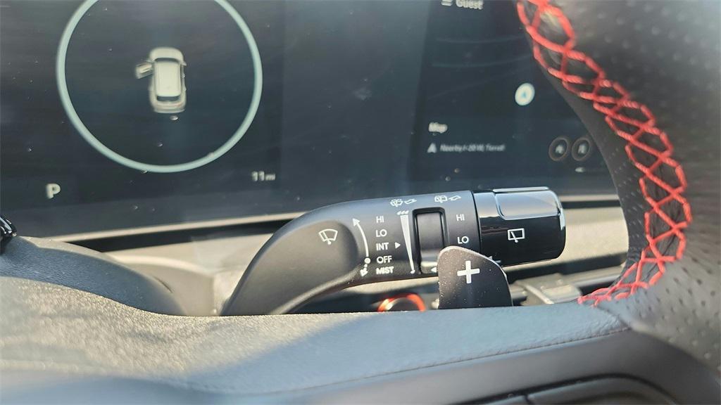 new 2025 Hyundai TUCSON Hybrid car, priced at $37,289