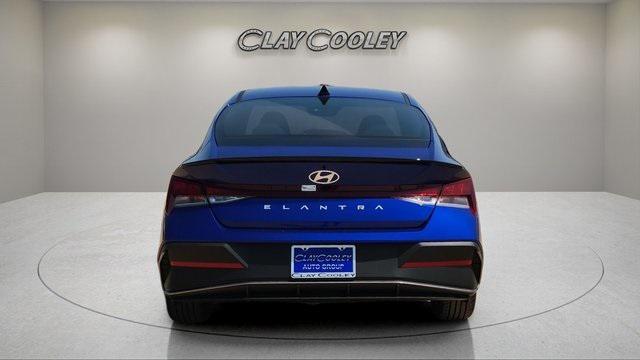 new 2025 Hyundai Elantra car, priced at $21,594