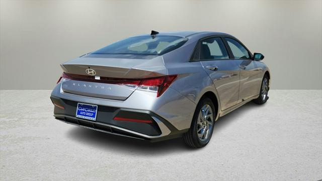 new 2024 Hyundai Elantra car, priced at $24,692