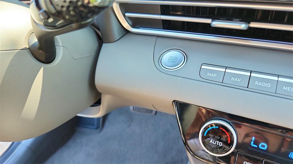 new 2025 Hyundai Elantra car, priced at $22,544