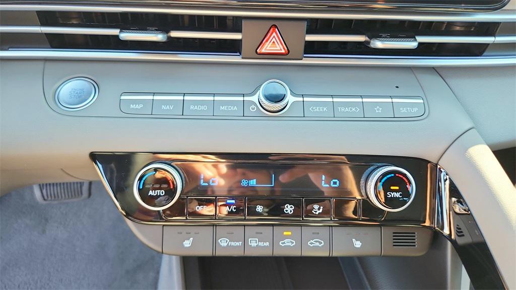 new 2025 Hyundai Elantra car, priced at $22,544