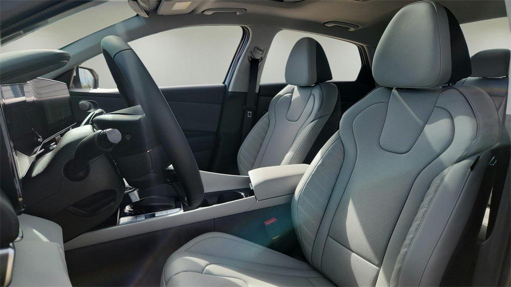 new 2025 Hyundai Elantra car, priced at $27,932