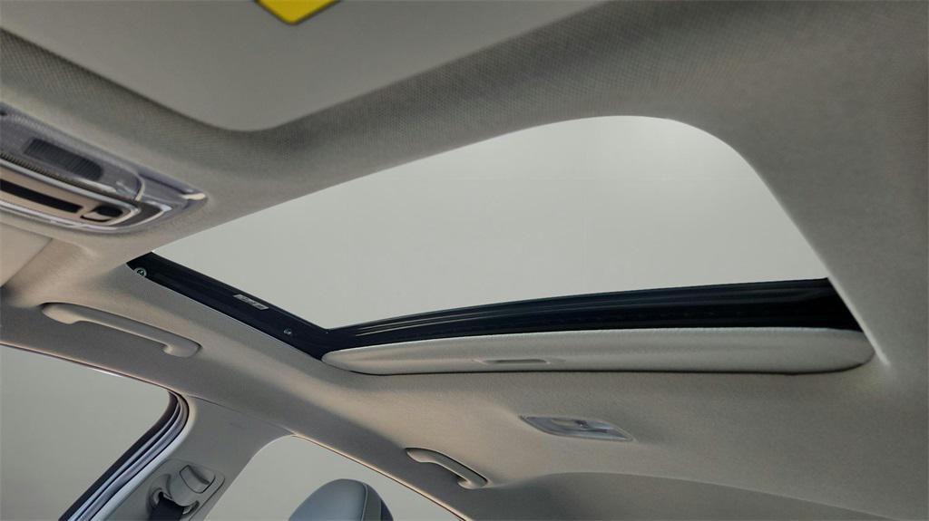 new 2025 Hyundai Elantra car, priced at $27,932