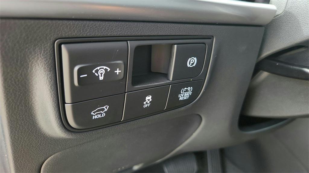 new 2026 Hyundai TUCSON Hybrid car, priced at $33,311