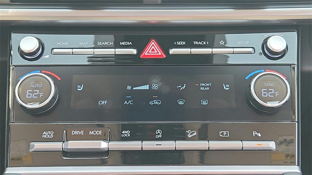 new 2025 Hyundai Santa Fe car, priced at $39,747