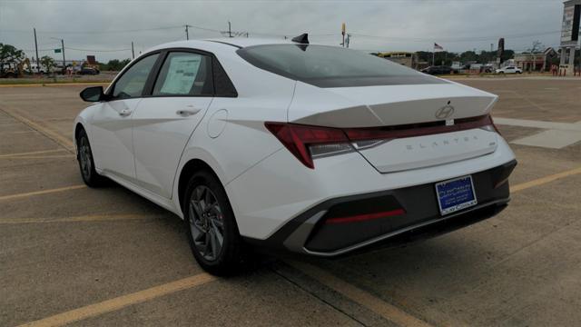 new 2024 Hyundai Elantra HEV car, priced at $25,582