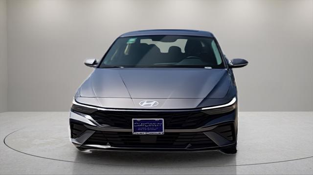 new 2025 Hyundai Elantra car, priced at $27,171