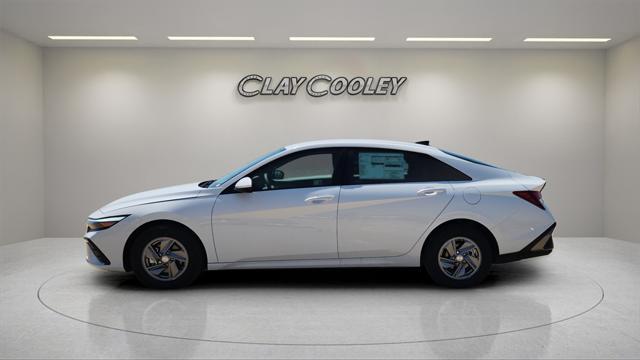 new 2025 Hyundai Elantra car, priced at $24,262
