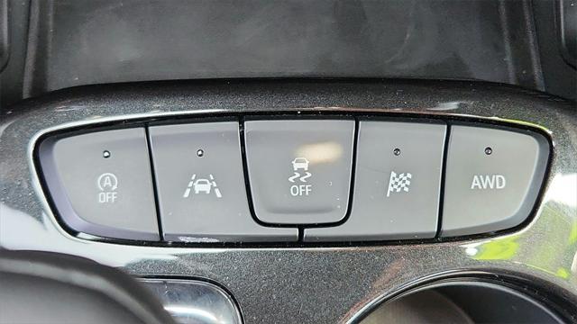 used 2024 Chevrolet TrailBlazer car, priced at $25,998
