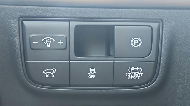 new 2025 Hyundai TUCSON Hybrid car, priced at $38,142