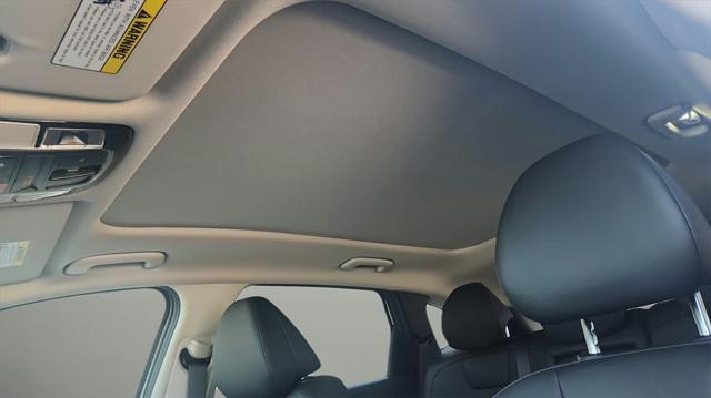 new 2025 Hyundai TUCSON Hybrid car, priced at $38,142