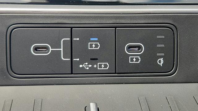 new 2025 Hyundai Santa Fe car, priced at $40,010