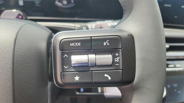 new 2025 Hyundai Santa Fe car, priced at $40,010