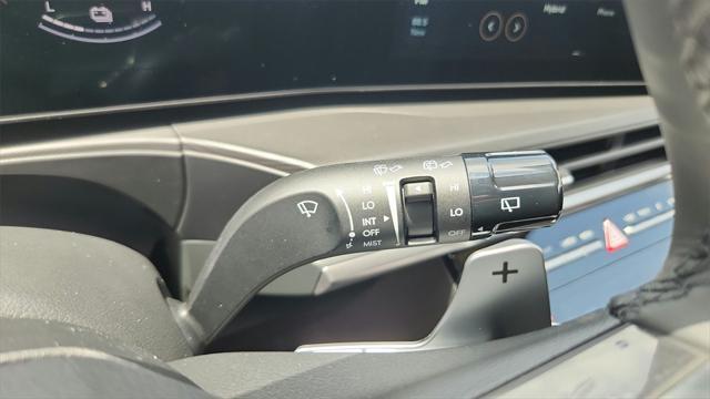 new 2025 Hyundai Santa Fe car, priced at $40,010