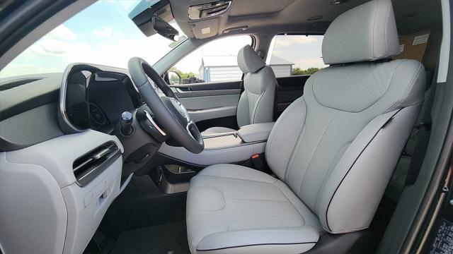 new 2025 Hyundai Palisade car, priced at $46,884