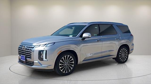 new 2025 Hyundai Palisade car, priced at $54,057