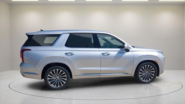 new 2025 Hyundai Palisade car, priced at $54,057