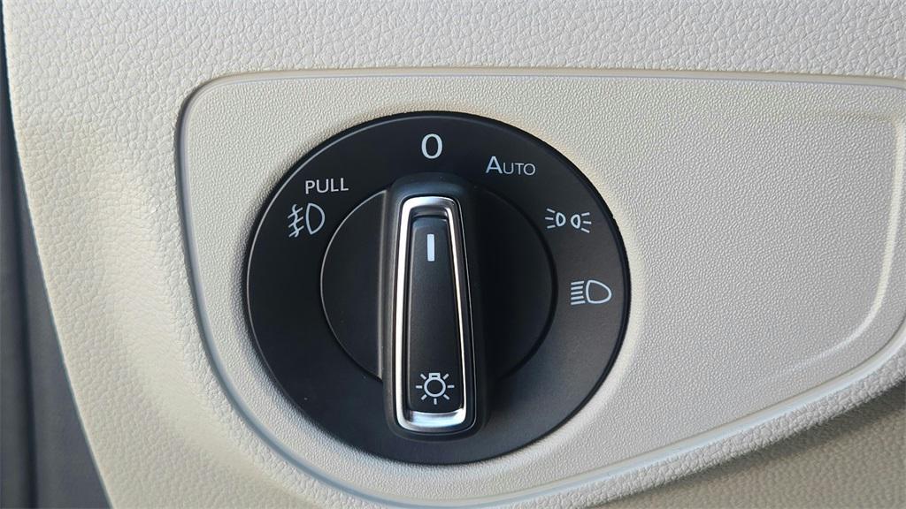 used 2019 Volkswagen Atlas car, priced at $16,875