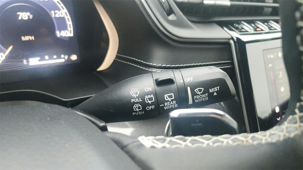 used 2021 Jeep Grand Cherokee L car, priced at $28,884