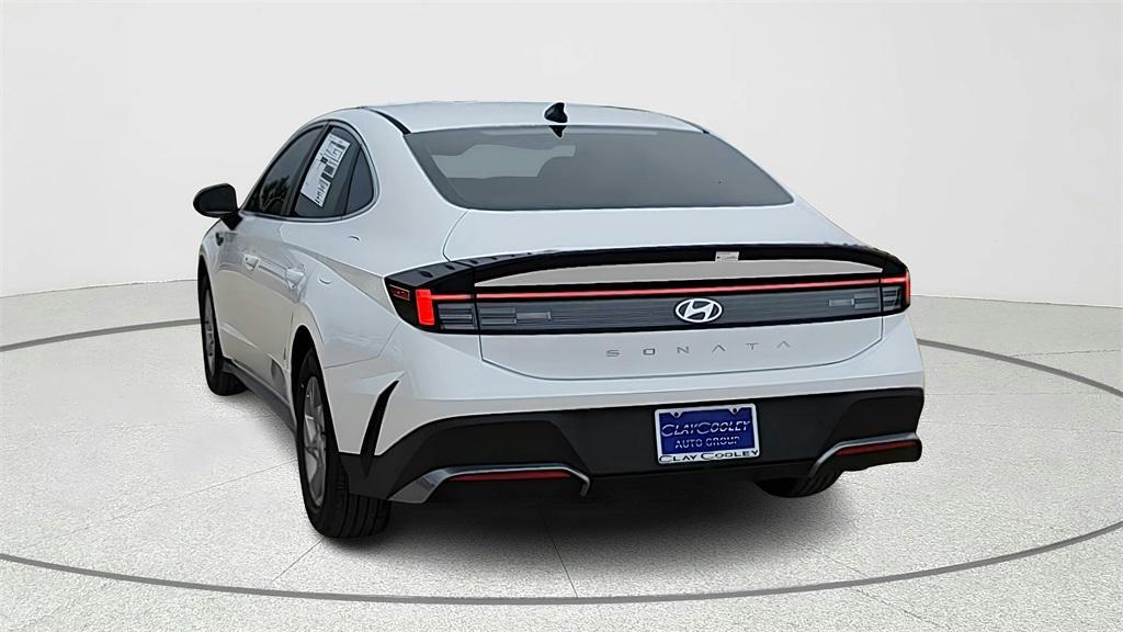 new 2025 Hyundai Sonata car, priced at $24,789