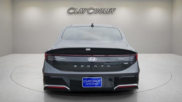 new 2025 Hyundai Sonata Hybrid car, priced at $37,667