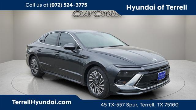 new 2025 Hyundai Sonata Hybrid car, priced at $37,667