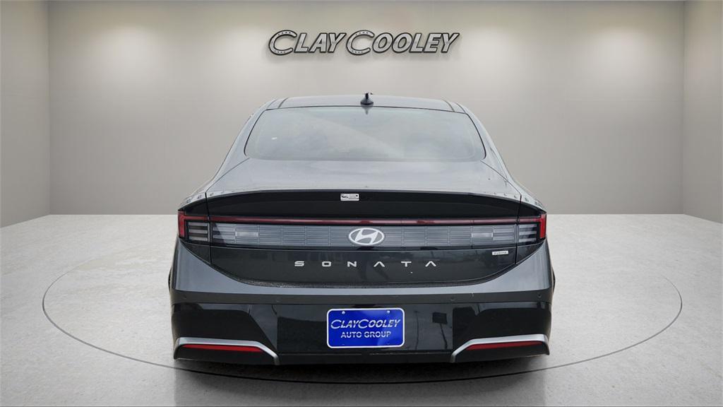 new 2025 Hyundai Sonata Hybrid car, priced at $34,667