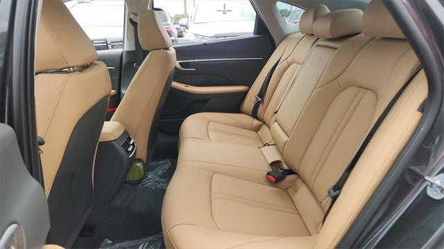new 2025 Hyundai Sonata Hybrid car, priced at $37,667