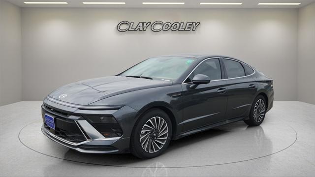 new 2025 Hyundai Sonata Hybrid car, priced at $37,667