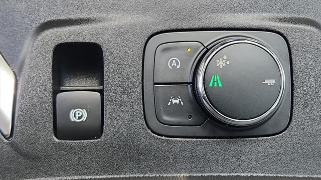 used 2023 Chevrolet Traverse car, priced at $42,865