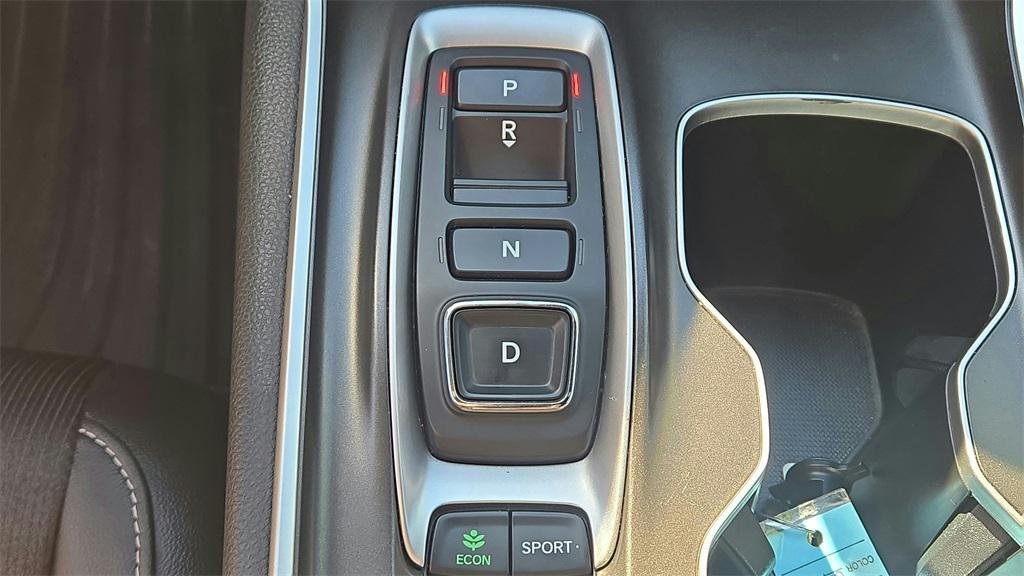 used 2022 Honda Accord Hybrid car, priced at $22,940