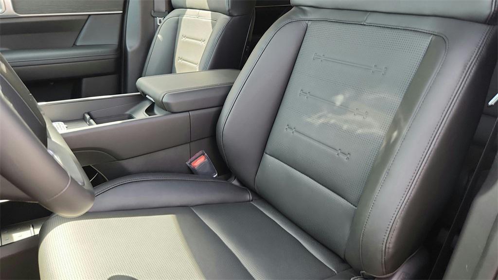 new 2025 Hyundai Santa Fe car, priced at $39,395