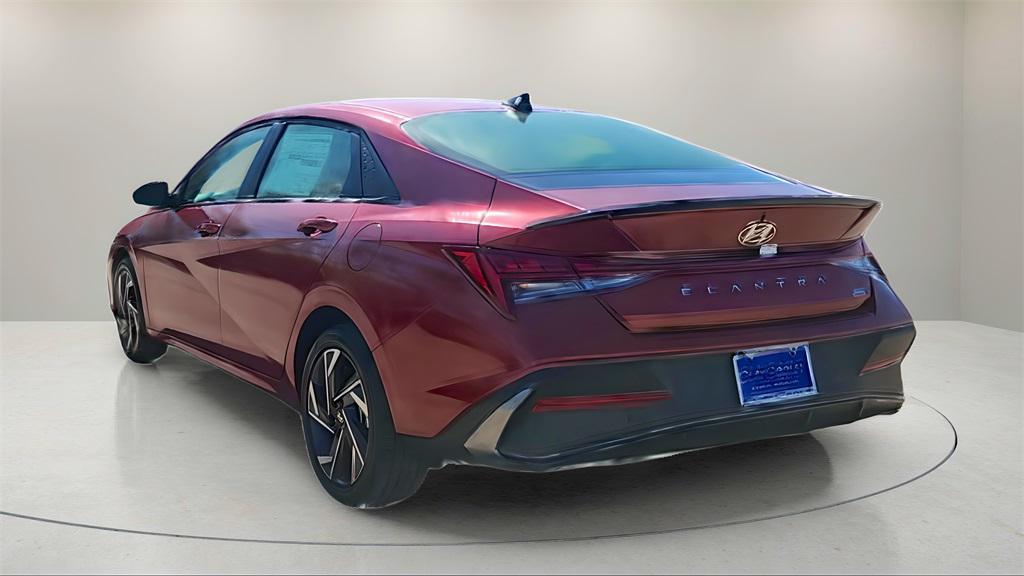 new 2025 Hyundai ELANTRA HEV car, priced at $23,042