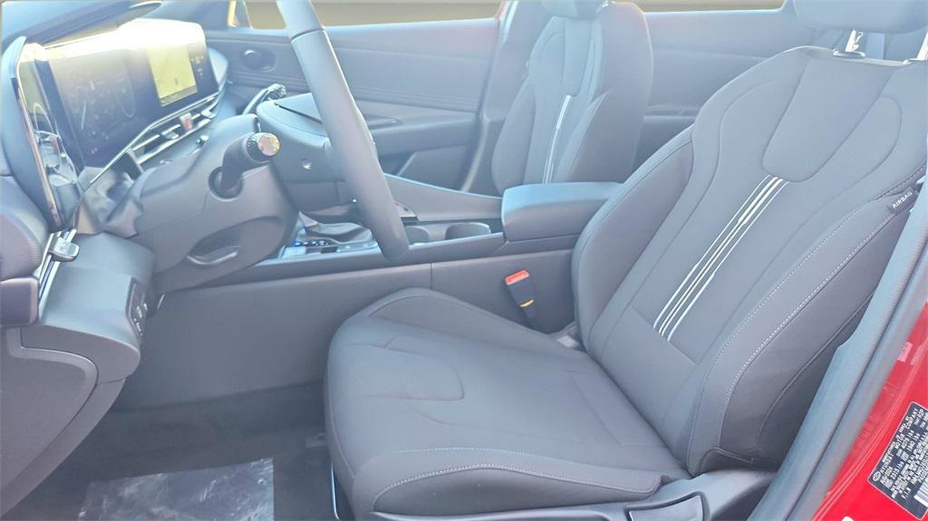 new 2025 Hyundai ELANTRA HEV car, priced at $23,042