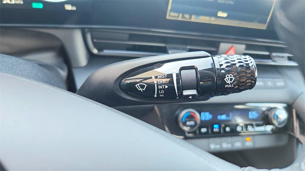new 2025 Hyundai ELANTRA HEV car, priced at $23,042