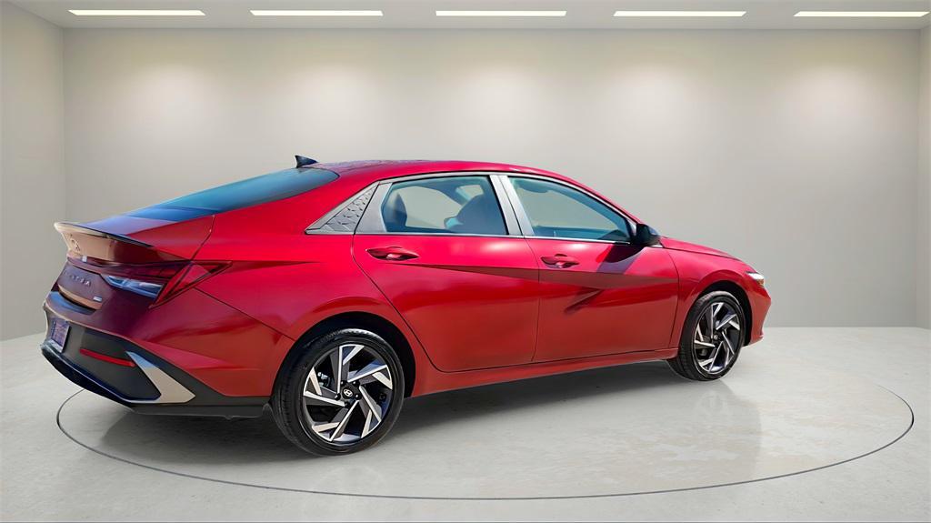 new 2025 Hyundai ELANTRA HEV car, priced at $23,042