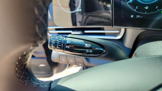 new 2025 Hyundai Elantra car, priced at $28,102