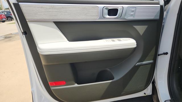 new 2025 Hyundai SANTA FE HEV car, priced at $51,104