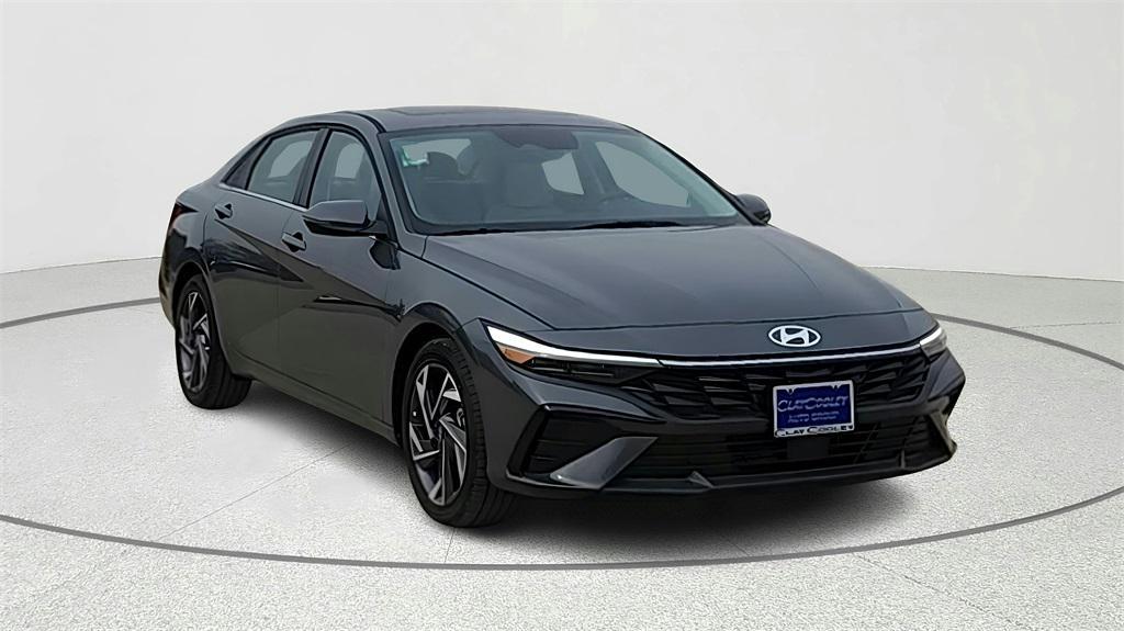 new 2025 Hyundai Elantra car, priced at $25,875