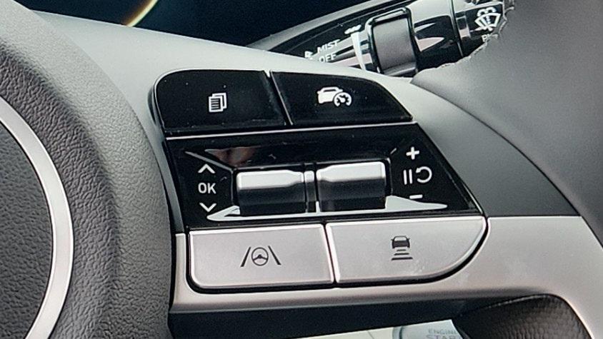 new 2025 Hyundai Elantra car, priced at $27,875