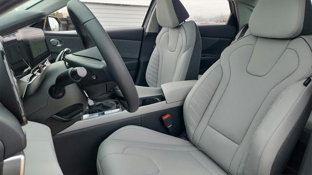 new 2025 Hyundai Elantra car, priced at $27,875