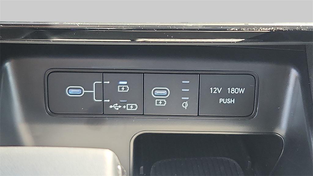 new 2025 Hyundai SANTA CRUZ car, priced at $38,582