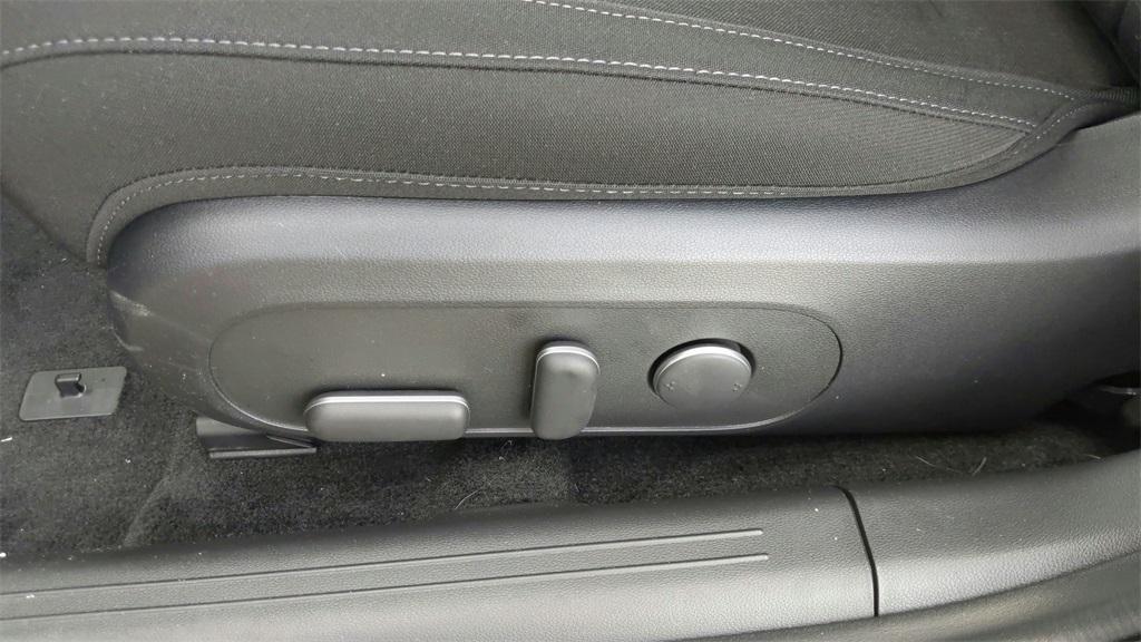 new 2025 Hyundai IONIQ 6 car, priced at $34,964