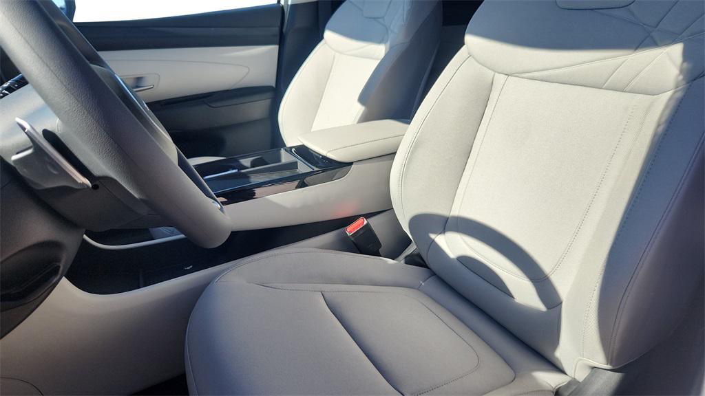 new 2026 Hyundai TUCSON Hybrid car, priced at $36,149