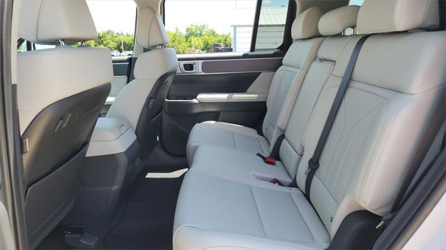 new 2025 Hyundai Santa Fe car, priced at $38,562